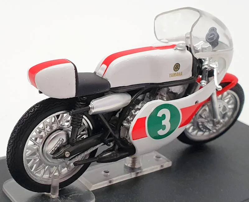 Altaya 1/24 Scale Model Motorcycle AL28011 - 1968 Yamaha RD05 250 Phil Read