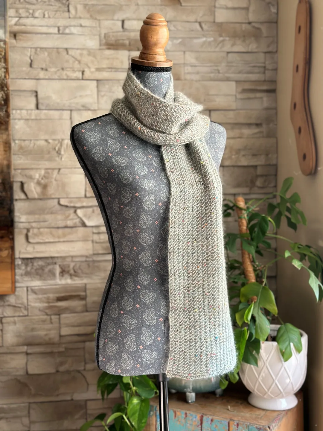 Bling Scarf | Knitting pattern with or without yarn