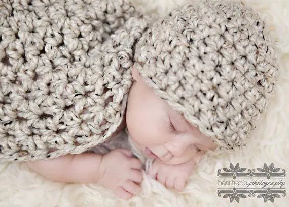 Oatmeal Baby Bowl And Hat Set